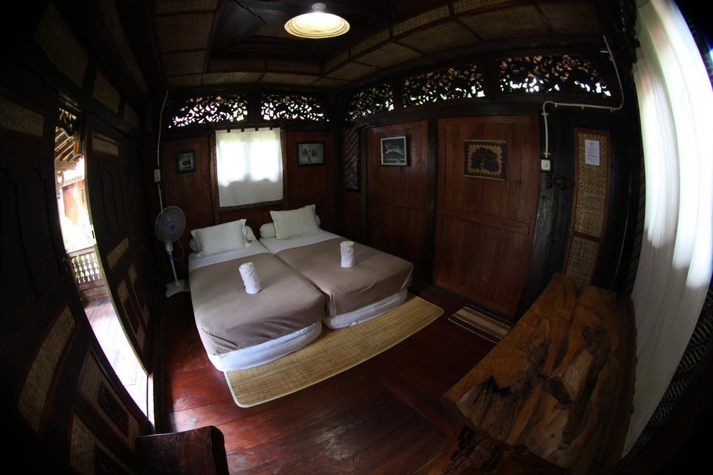 Omah Garengpoeng Guest House Magelang Zimmer foto