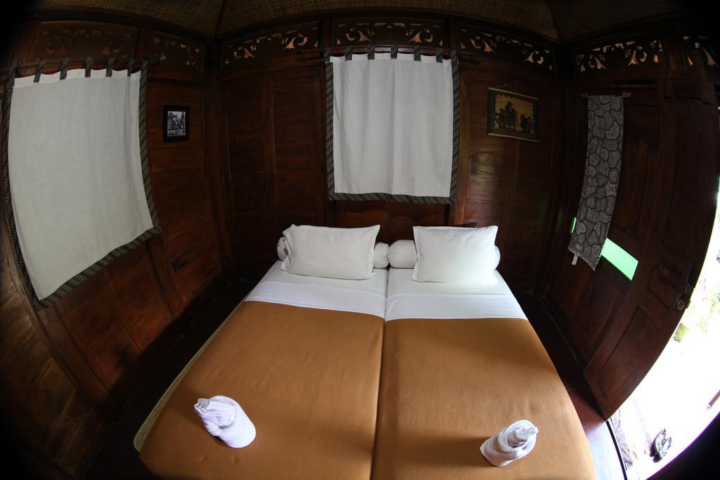 Omah Garengpoeng Guest House Magelang Zimmer foto