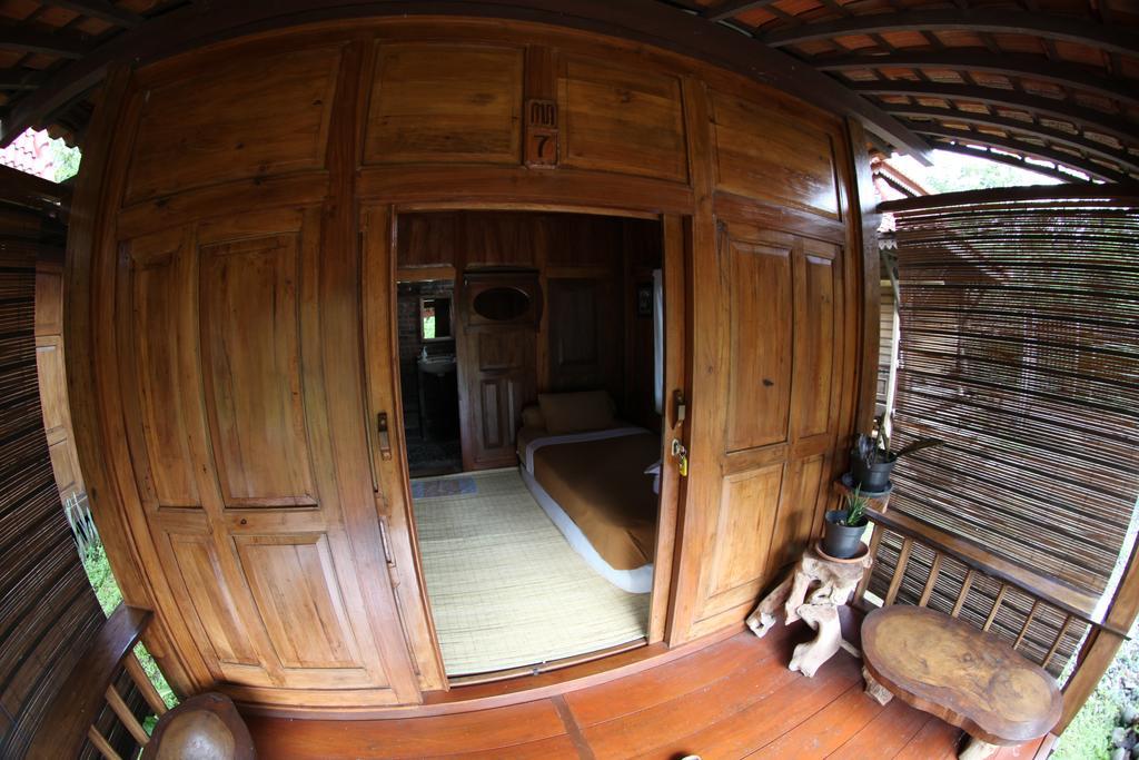 Omah Garengpoeng Guest House Magelang Zimmer foto