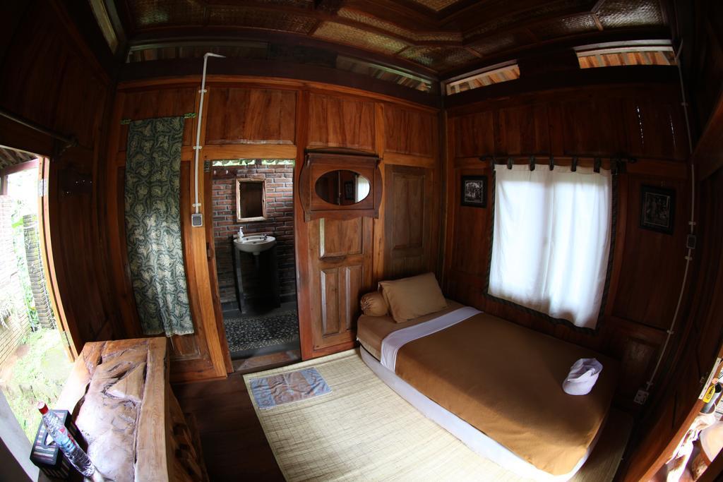 Omah Garengpoeng Guest House Magelang Zimmer foto