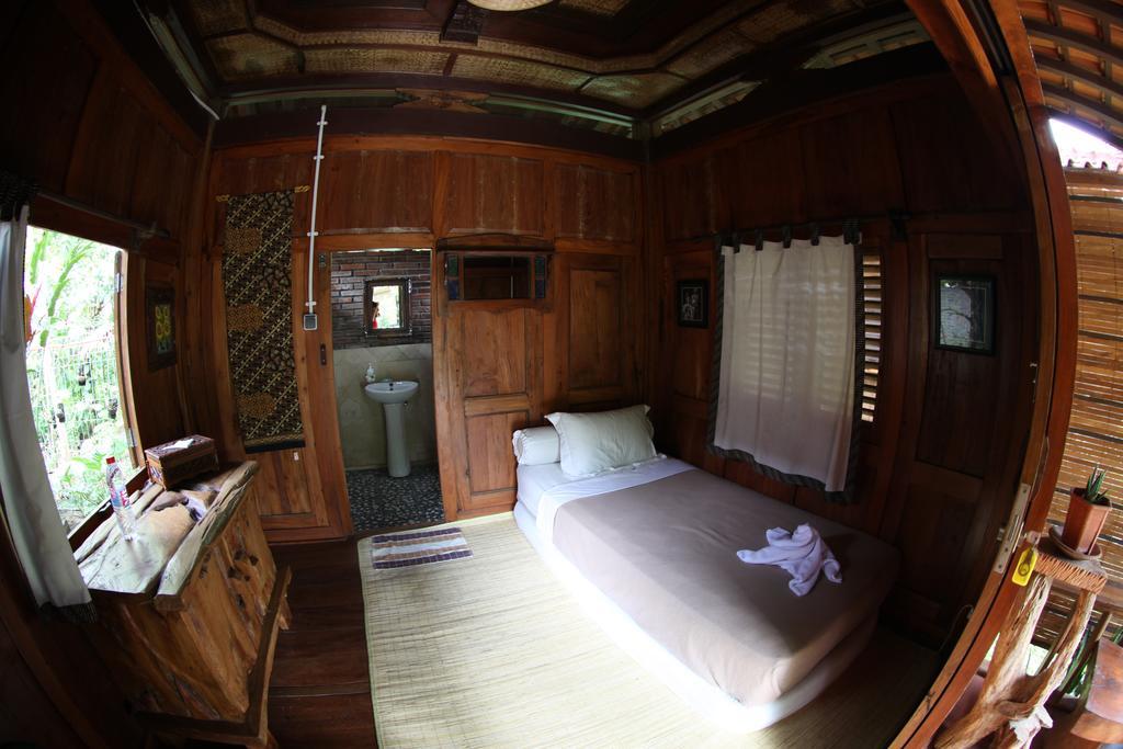 Omah Garengpoeng Guest House Magelang Zimmer foto